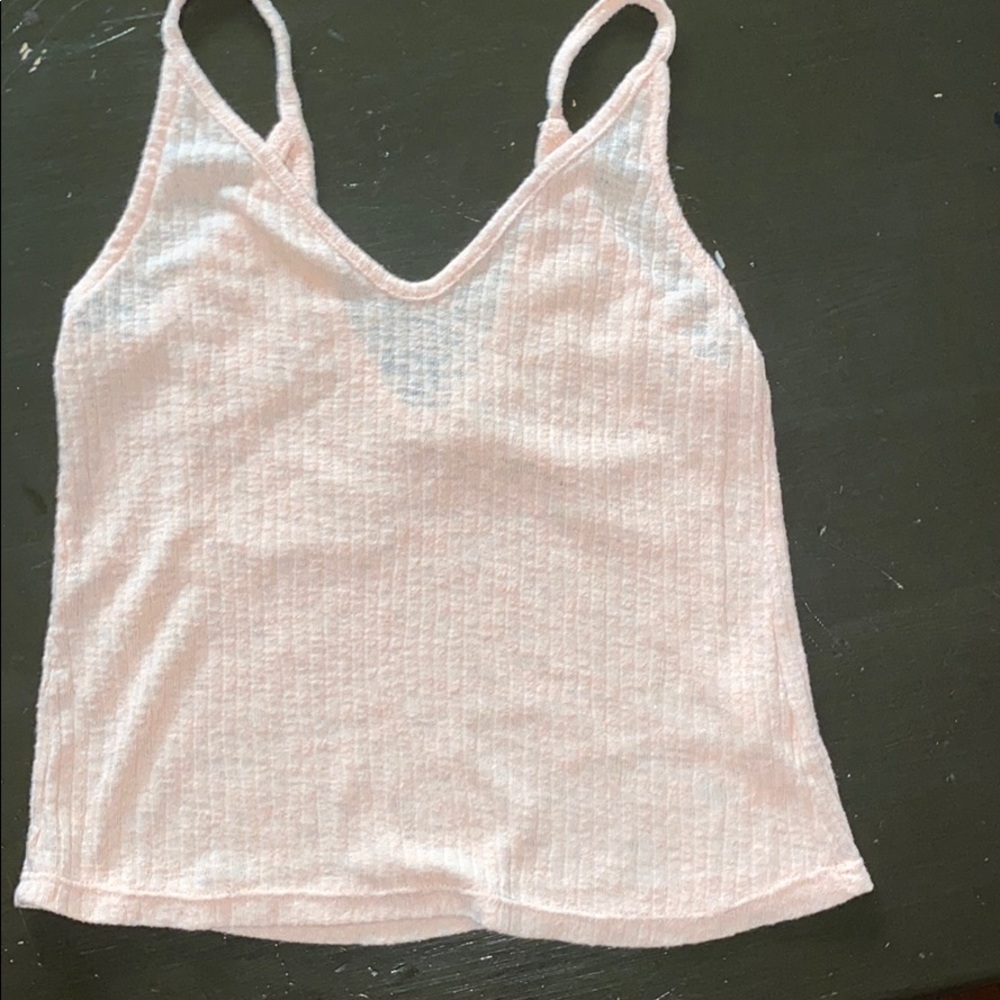 pink tank top